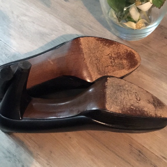 Women’s Stuart Weitzman pumps, size 8 - Picture 6 of 8